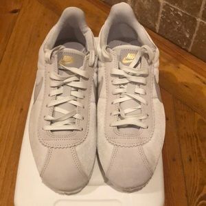 Nike Cortez Sneakers - Light Gray-Size 8.5 - NEW